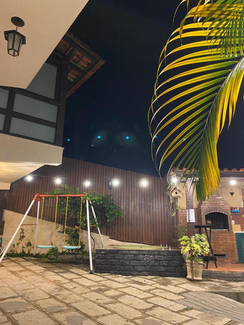 Aconchego De Itaipava - Casa De 3 Quartos, Equipada, Area Kids, Jacuzzi, Pet Friendly, Churrasqueira, Em Meio A Natureza E Proximo Ao Centro Do Bairro Petrópolis Екстериор снимка