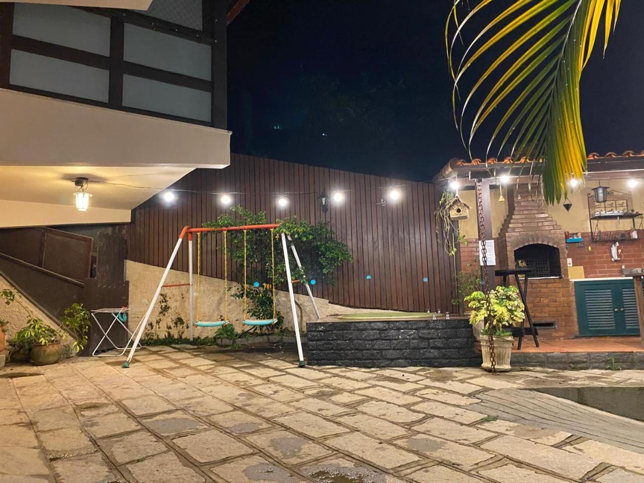 Aconchego De Itaipava - Casa De 3 Quartos, Equipada, Area Kids, Jacuzzi, Pet Friendly, Churrasqueira, Em Meio A Natureza E Proximo Ao Centro Do Bairro Petrópolis Екстериор снимка
